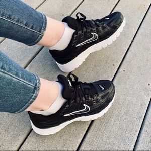 NWT Nike P-6000 Sneakers